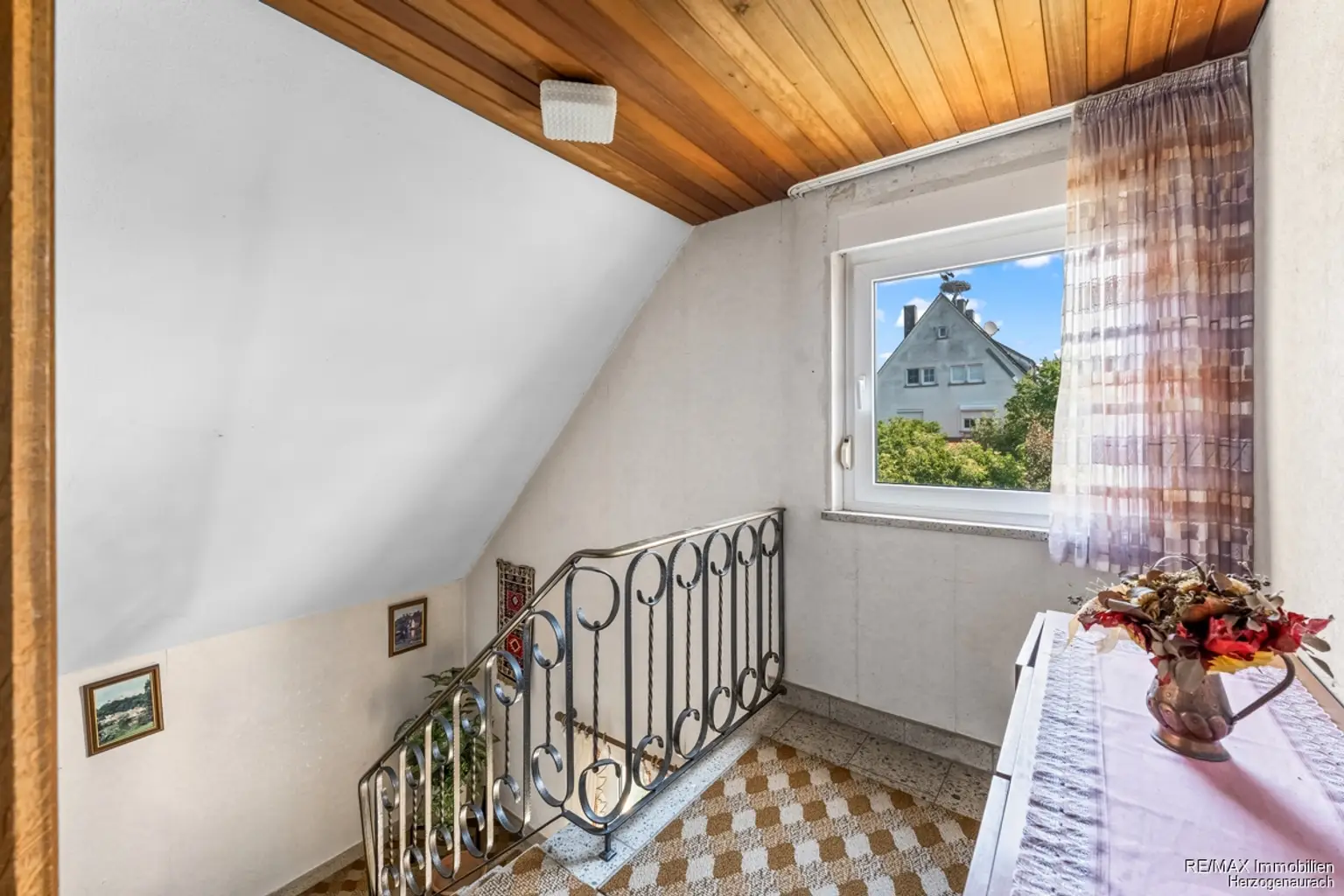 Treppenhaus DG