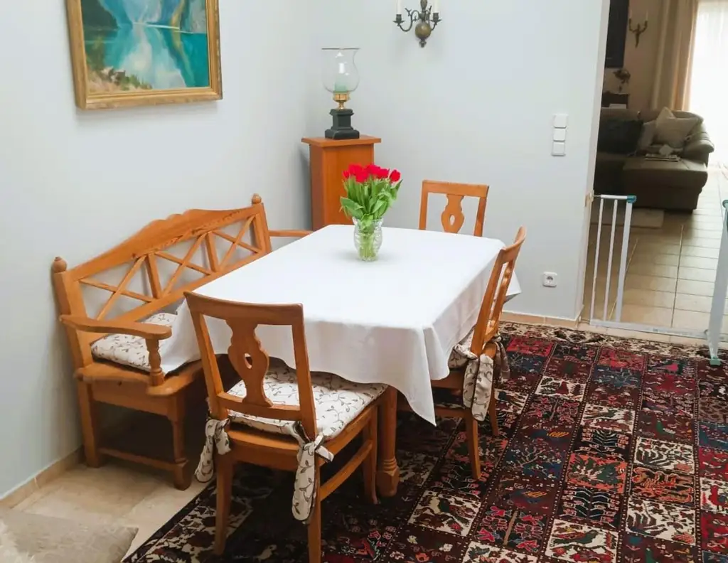 Ihre Stadtvilla in Wiener Neustadt - mit Terrasse, Whirlpool und Geschäftsräumlichkeit