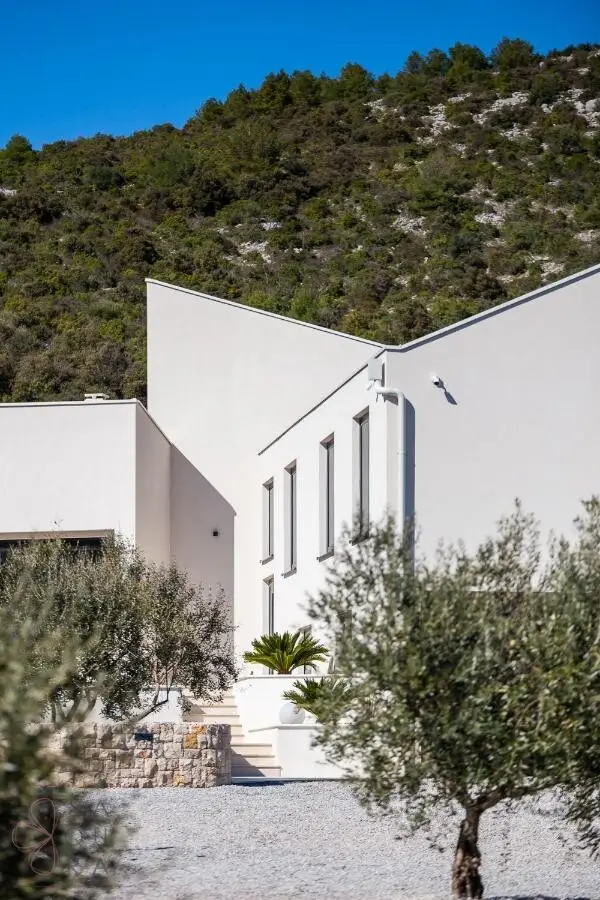 Family House Marina – Ihr mediterraner Rückzugsort mit Potenzial