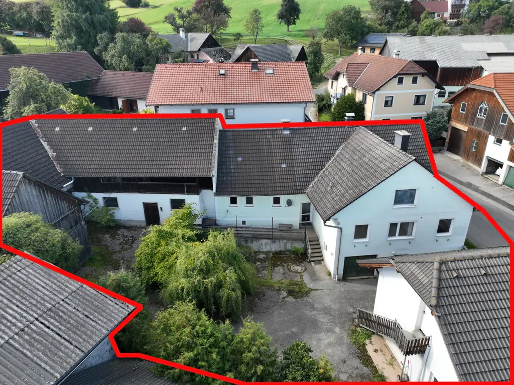 Bauernsacherl mit Nebengebäude