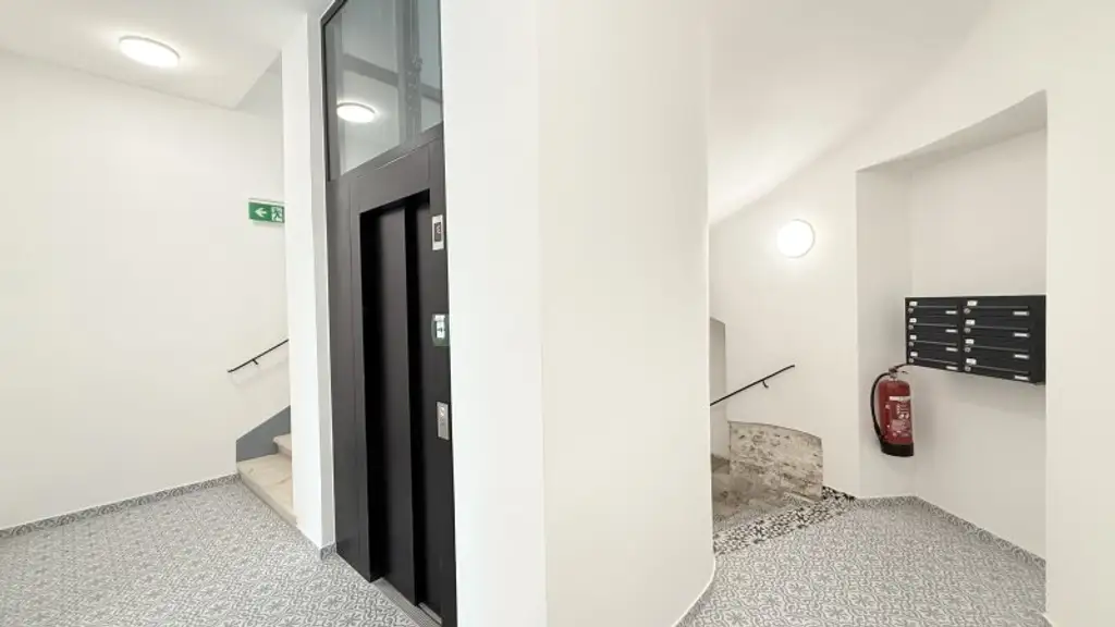 Vollsaniertes Wohnhaus im Herzen von 1020 Wien – Ihre Traumwohnung wartet!