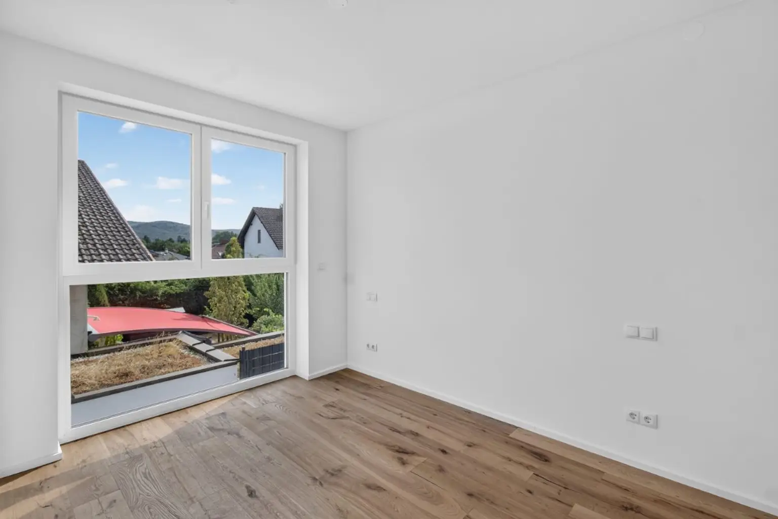 G | THE GREEN 15  ++ ZWEI Zimmer mit BALKON | Prima Service Immobilien