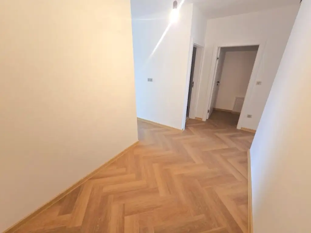 + ERSTBEZUG + Weinviertel + Moderne 2-Zimmer-Wohnung mit Loggia in Münichsthal –  20 Minuten von Wien entfernt +