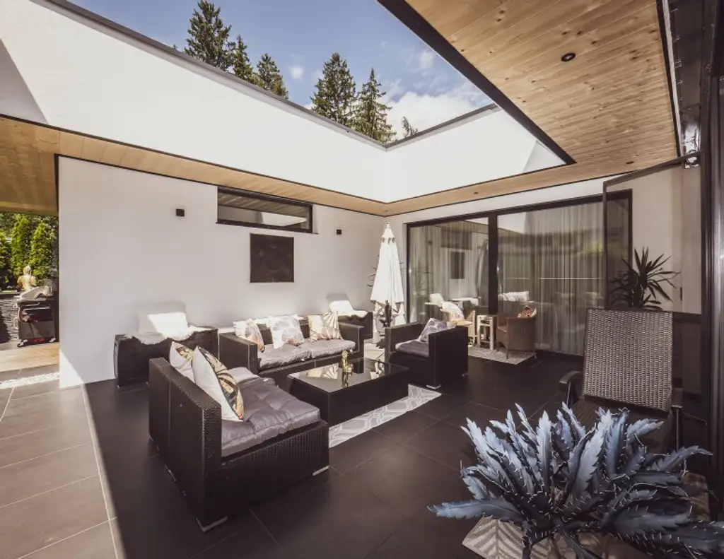 Luxuriöser Bungalow in absoluter Ruhelage am Waldrand als idealer Alterssitz