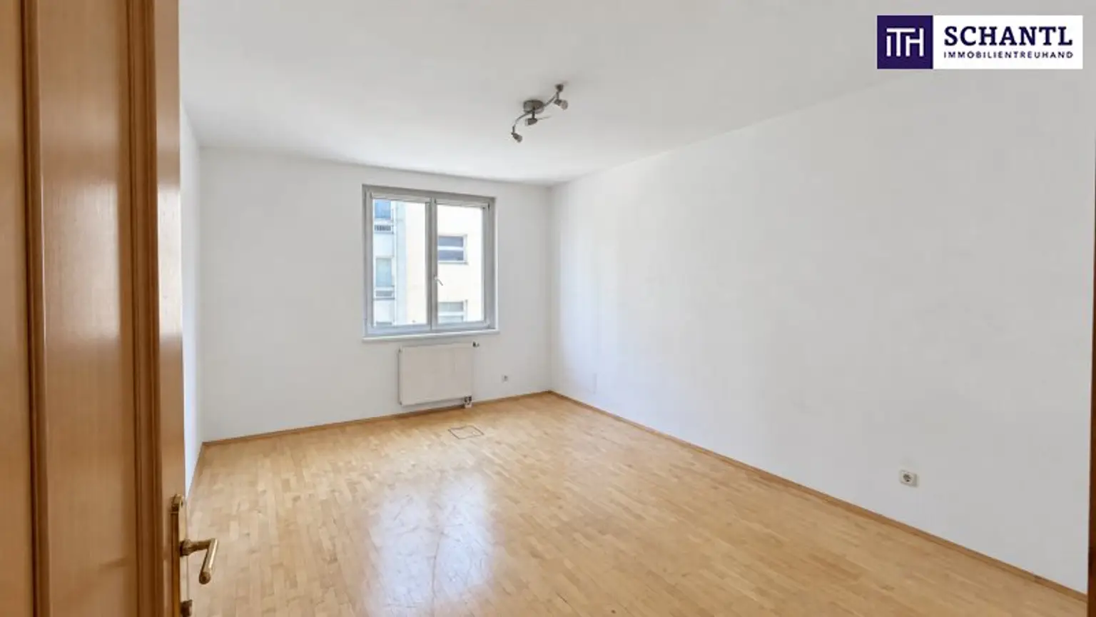 Büro 4