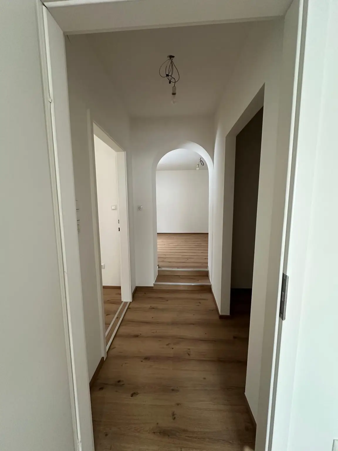 ###ERSTBEZUG###Exklusives Wohnerlebnis am Römerberg – Ruhe, Natur & Stadtnähe in Baden