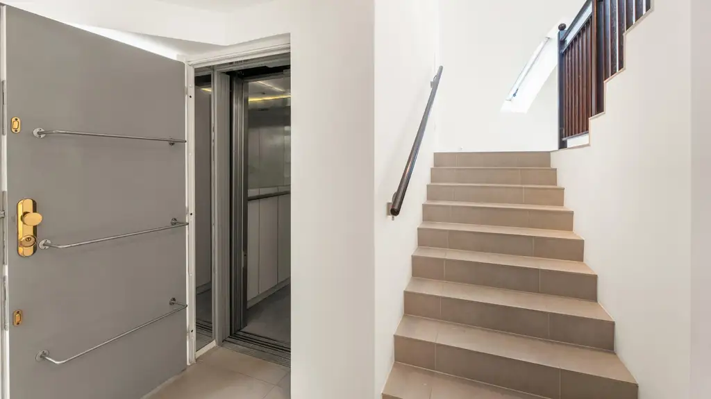 Lebensgefühl Sievering! Dachgeschoss Terrassen Wohnung mit Stil, Charme und Charakter - Bestlage 19. Bezirk