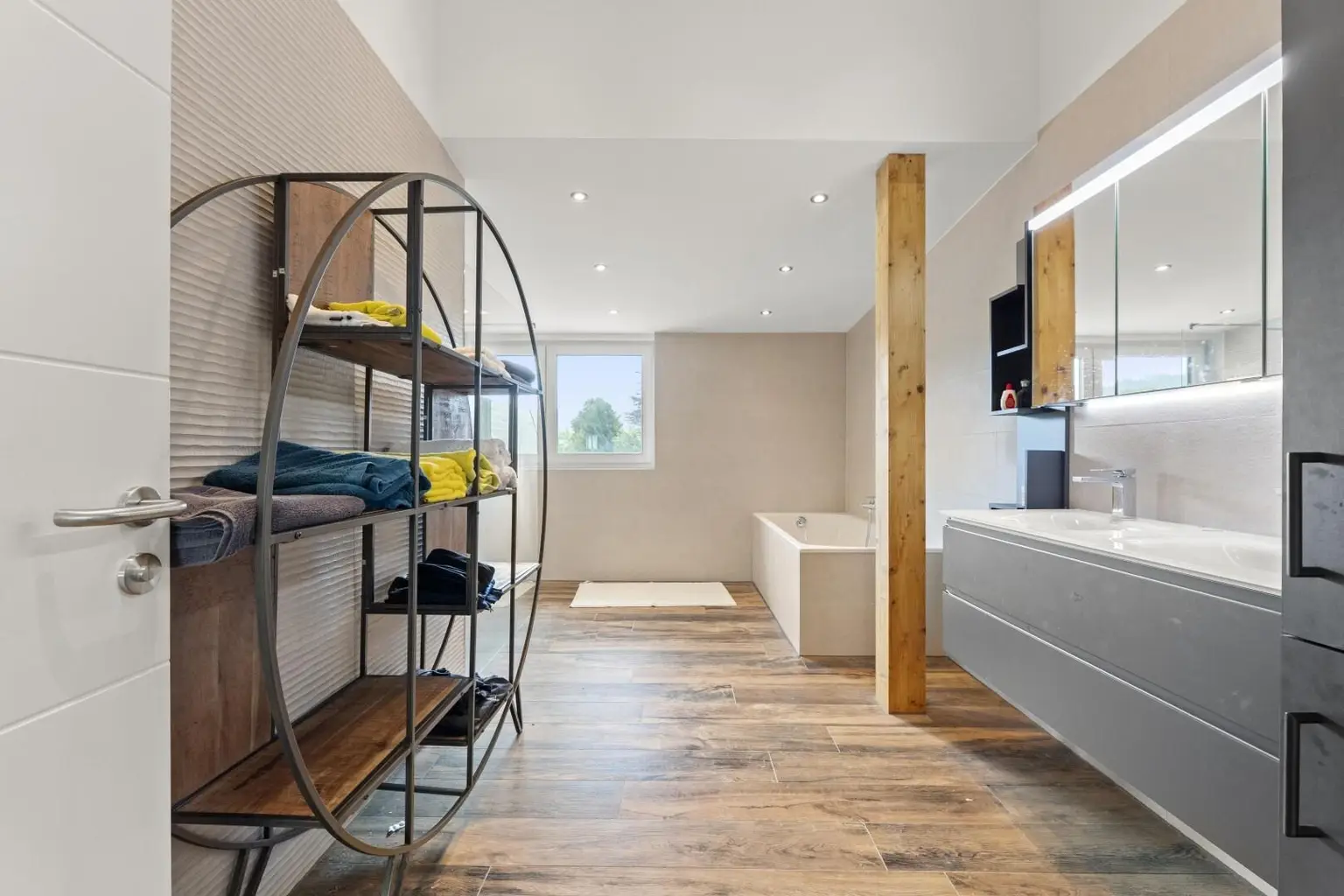 Wohnung im OG - perfekte Wohnqualität