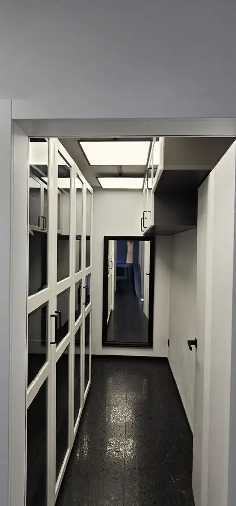 Design trifft Lebensqualität – Exklusive Neubauwohnung mit Seeblick