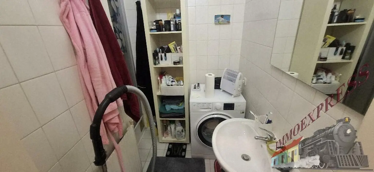 20251124_182928_resized