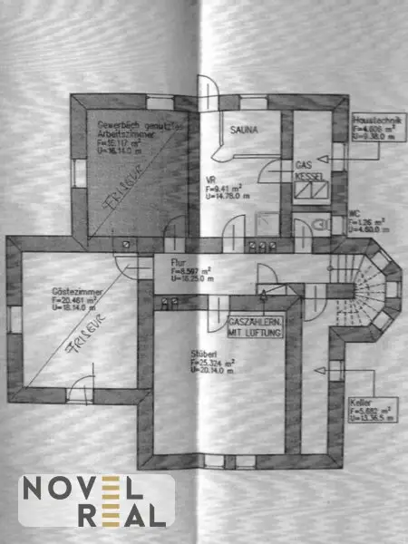 Gepflegter Jugendstilaltbau mit Nebengebäude auf großem Grundstück mit Swimmingpool in Berndorf