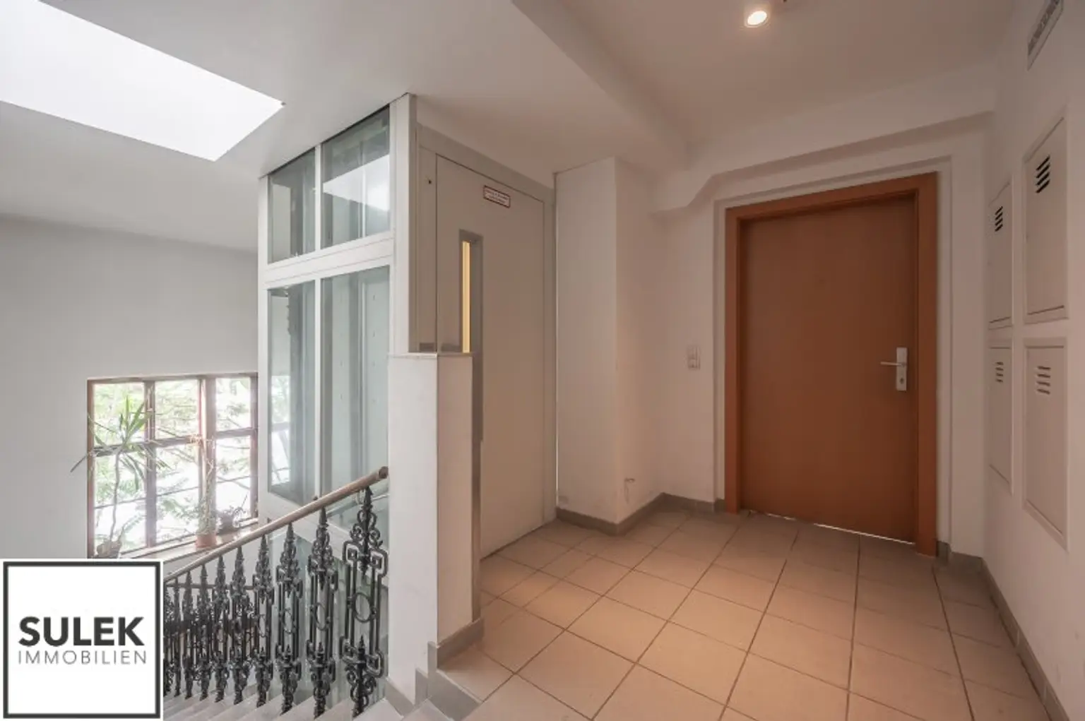 Wohntraum realisieren: DG-Maisonettewohnung mit Balkon & Terrasse in der Florianigasse!