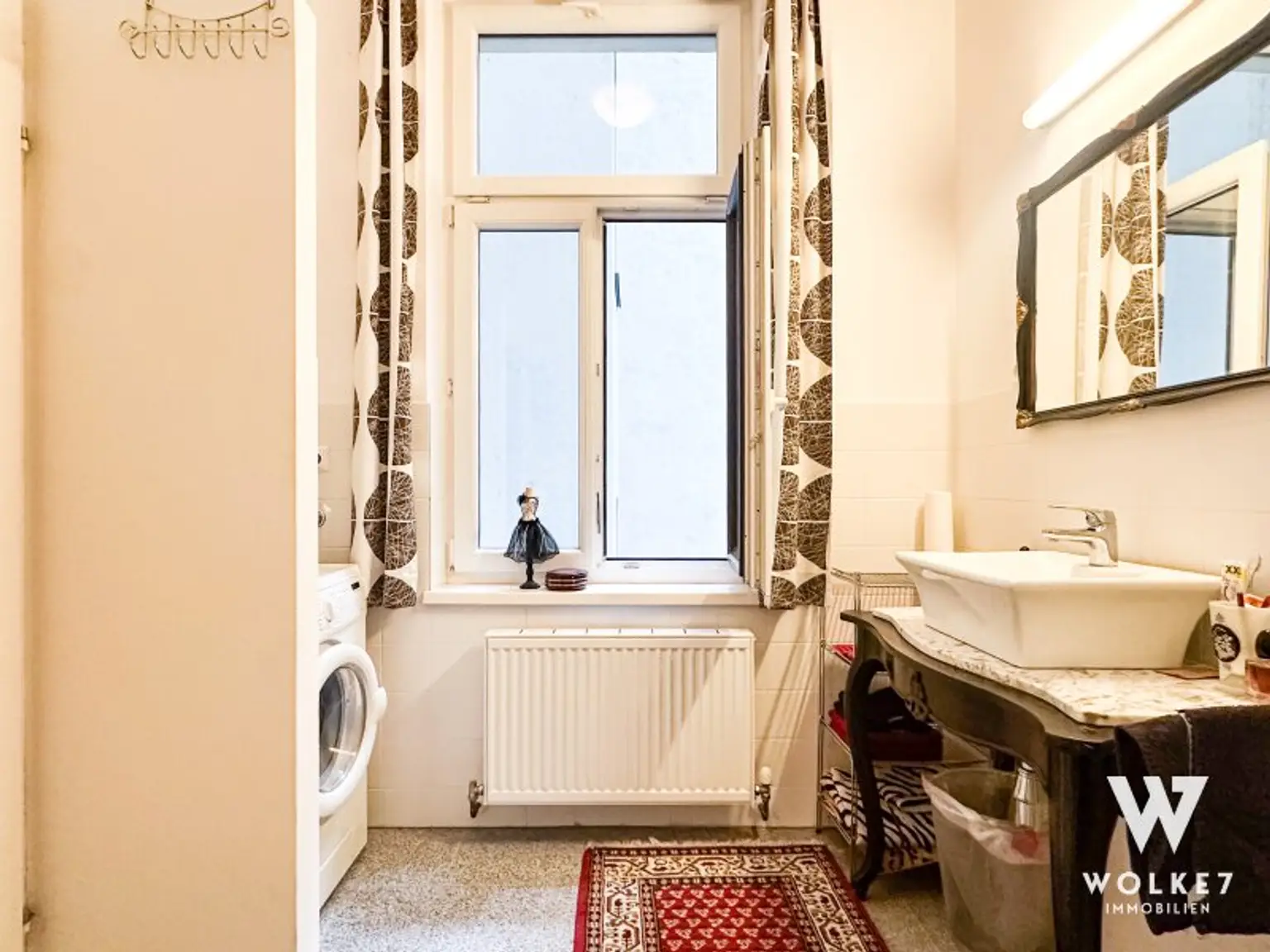Zentrale Bürofläche in Wien Alsergrund: 2 Zimmer | Erdgeschoß | Altbau | Ruhelage | Top-Anbindung