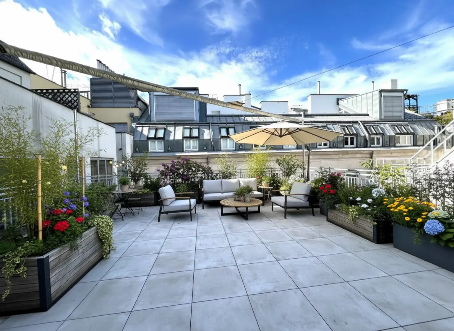 UNDER CONSTRUCTION: Klimatisierte 5-Zimmerwohnung mit 70 m² Terrasse am Kohlmarkt / Under construction: air conditioned 5-room flat with 70 m² terrace on Kohlmarkt