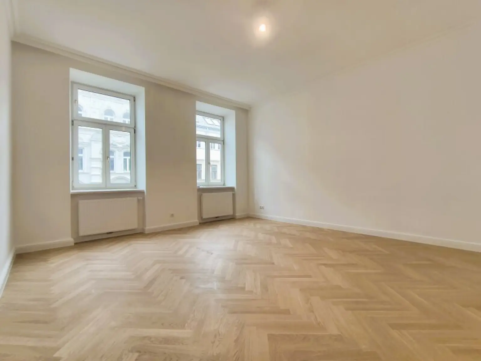 Stilvoll sanierte Altbauwohnung in Toplage – Pilgramgasse, 1050 Wien - U4 Fußläufig