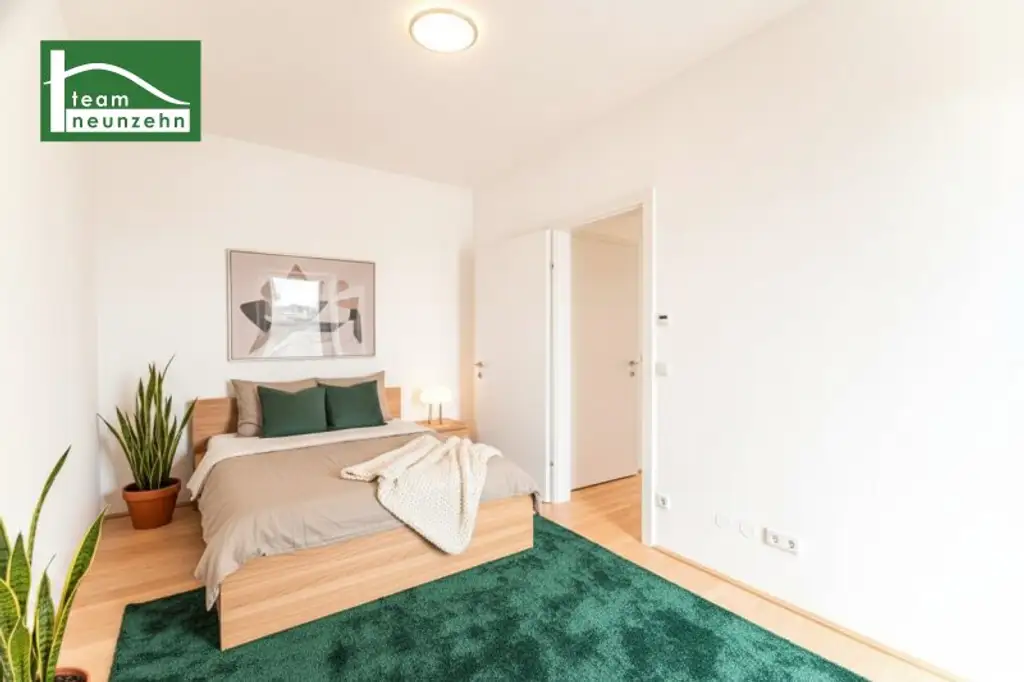 Alles was man sich wünscht – kostengünstige Heizung/“Kühlung“ über Erdwärme, PV-Anlage, weitläufige Grünflächen