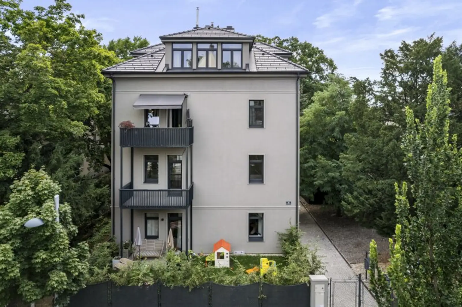 ***Großzügige 4-Zimmer-Wohnung mit 2 Balkonen in Top-Lage des 19. Bezirks – Nähe Kahlenberg***