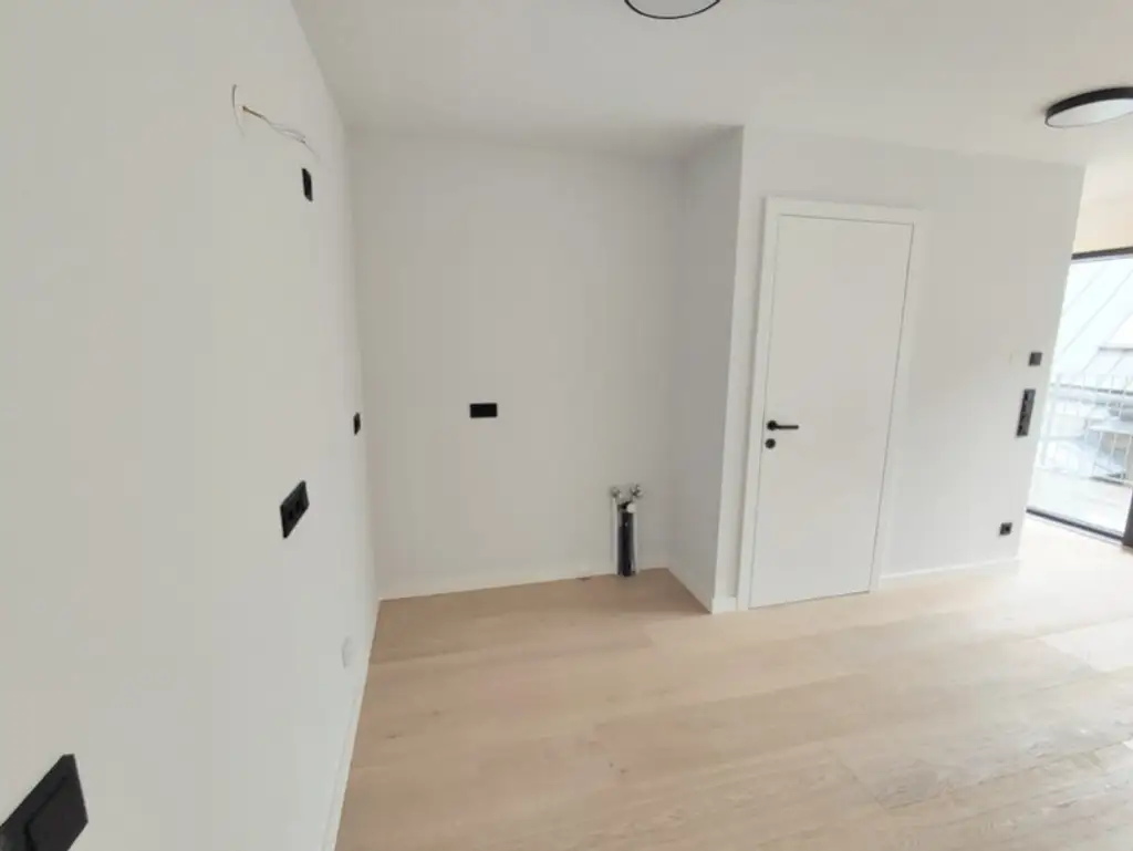 Krongasse! Erstbezug DG-Terrassenwohnung auf liebevoll neu saniertem Altbauhaus - Top16