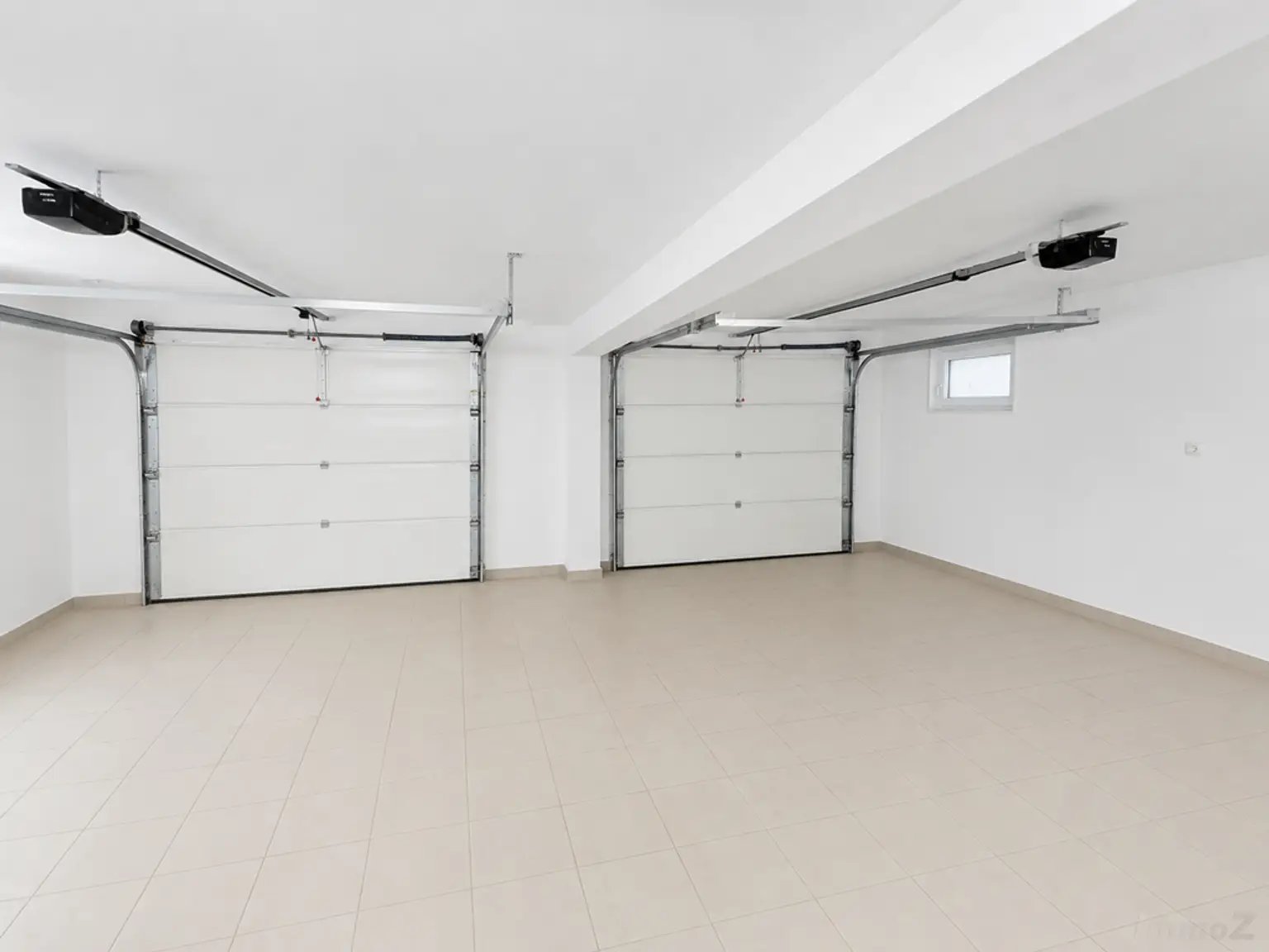Doppelgarage im Keller