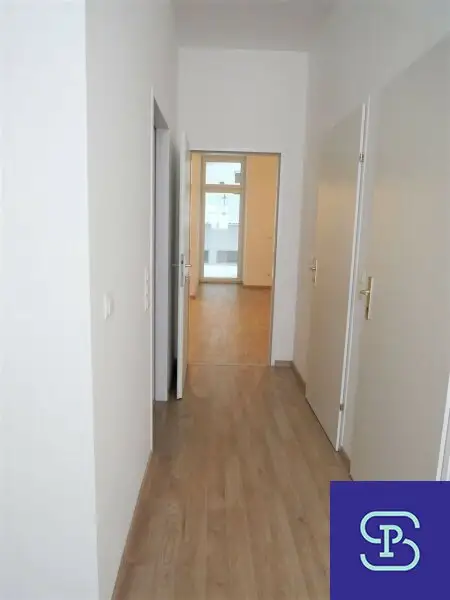 Provisionsfrei: Unbefristeter 55m² Altbau + 25m² Terrasse im topsaniertem Stilaltbau - 1070 Wien!