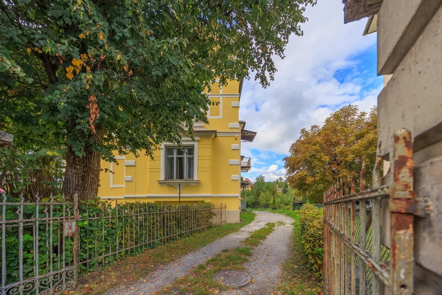 Rückseite Einfahrt