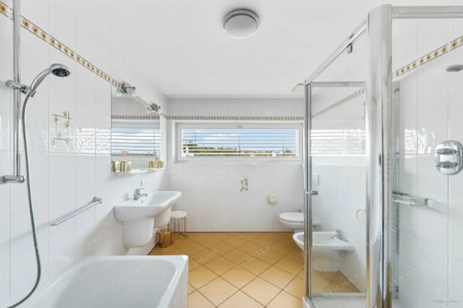 Exklusive Döblinger Villa mit Blick über Wien & die Neustifter Weinberge!