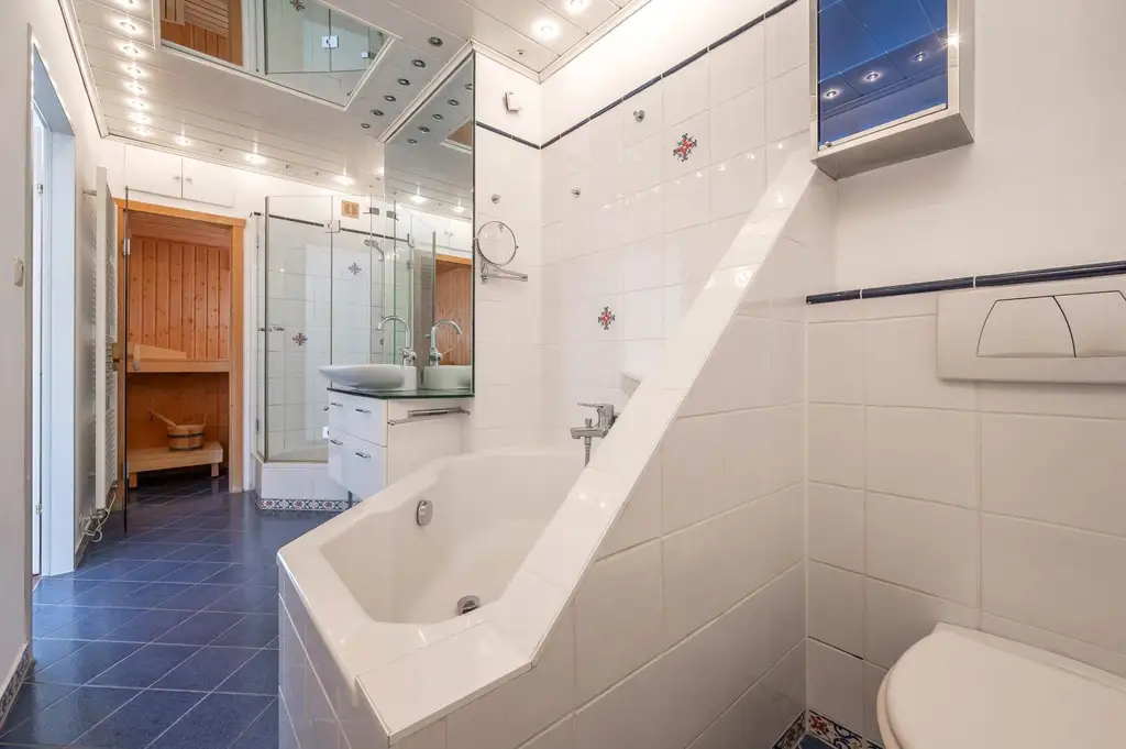 STUDENTEN AUFGEPASST - U3 VOR DER TÜR - MAISONETTE | TERRASSENWOHNUNG