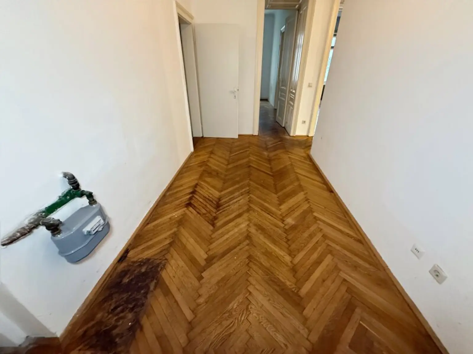4-Zimmer-Wohnung in zentraler Lage Wiens – ideal geeignet als WG für 3 Studenten