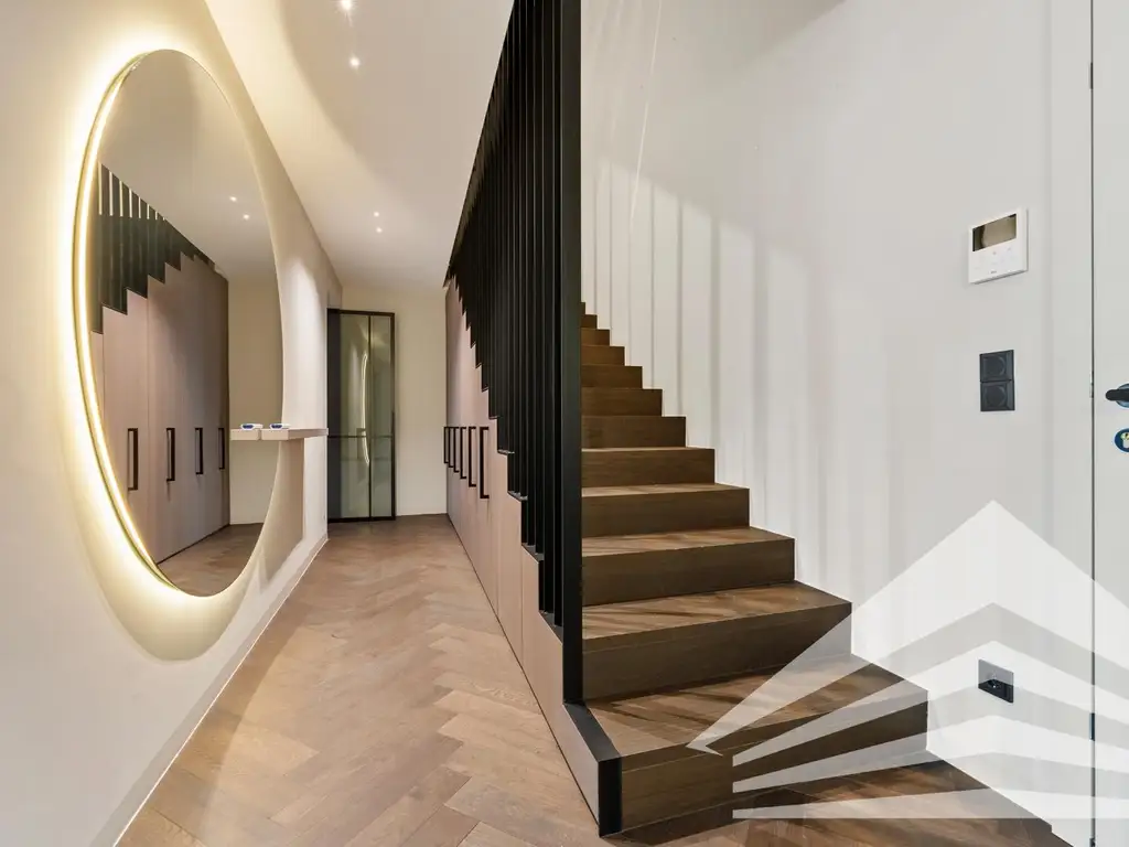 Herrenstraße Acht: Design-Penthouse in allerbester Innenstadtlage!