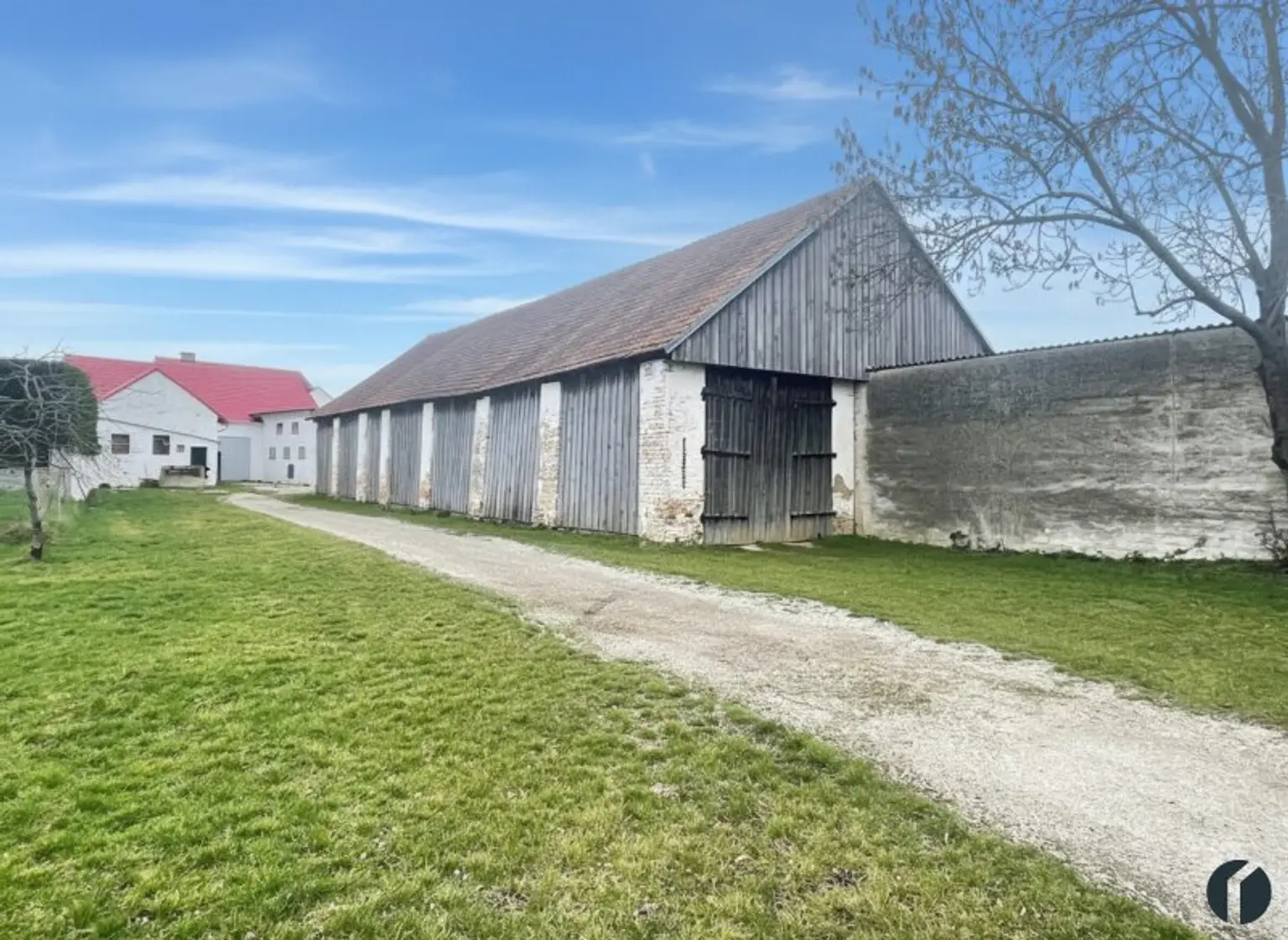 Nettes Bauernhaus Nähe Göllersdorf, optional mit Stadel und weiteren Grundstücken