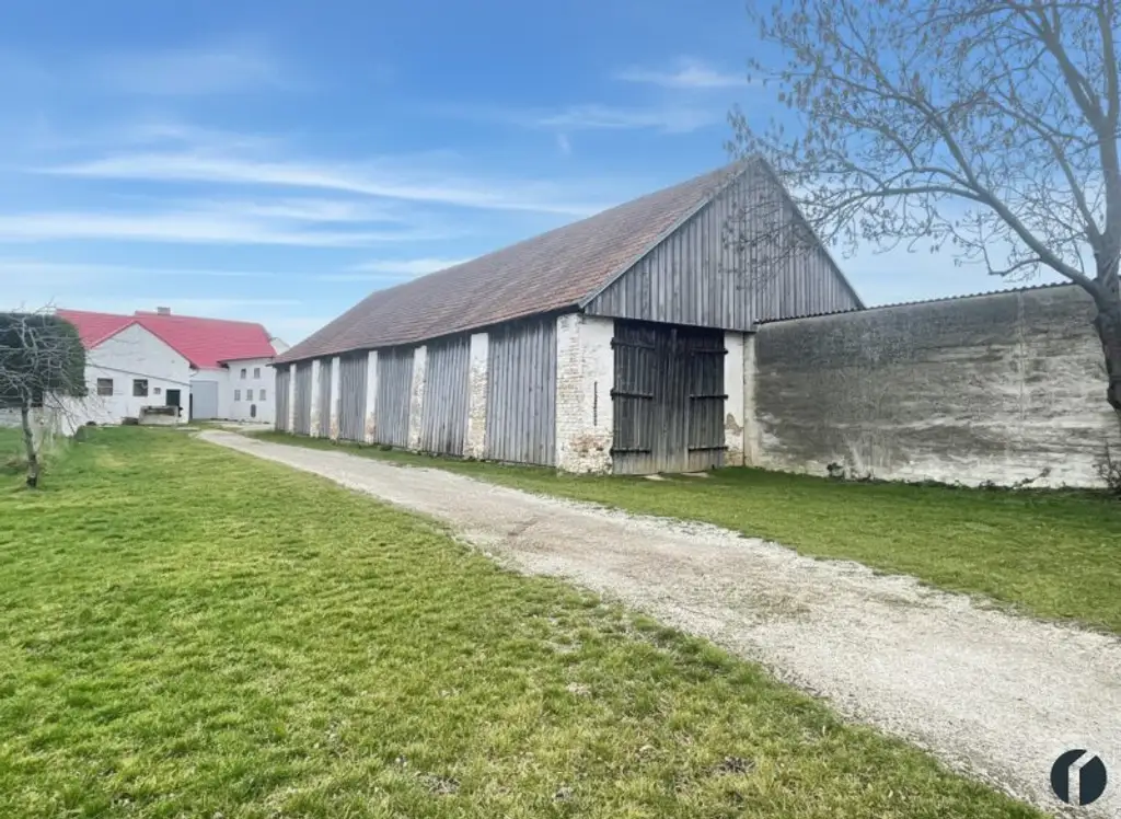 Nettes Bauernhaus Nähe Göllersdorf, optional mit Stadel und weiteren Grundstücken