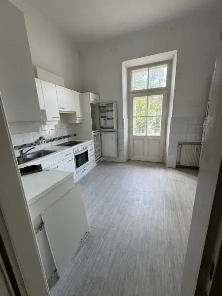 Mietwohnung ca. 178m2 in Top-Lage in Graz! ***Für Wohngemeinschaften bestens geeignet***