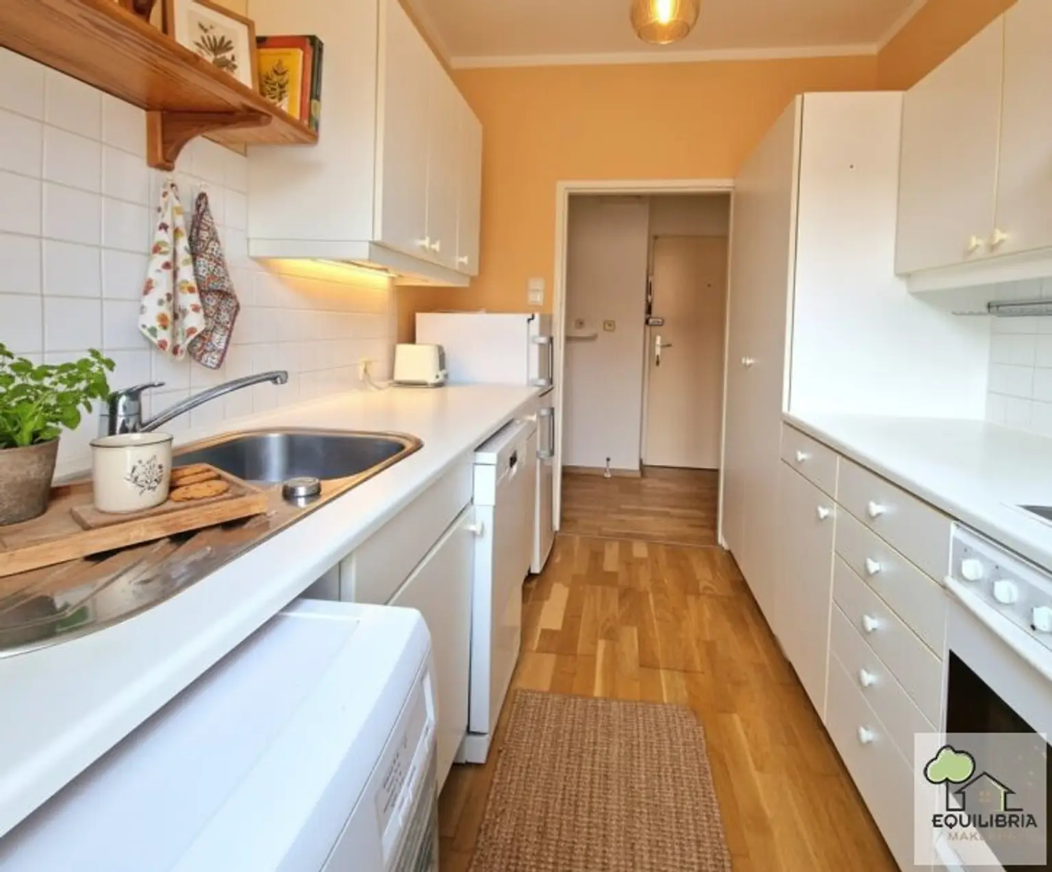 HOT NEWS! RUHIGE 2- ZIMMER WOHNUNG IN BADEN