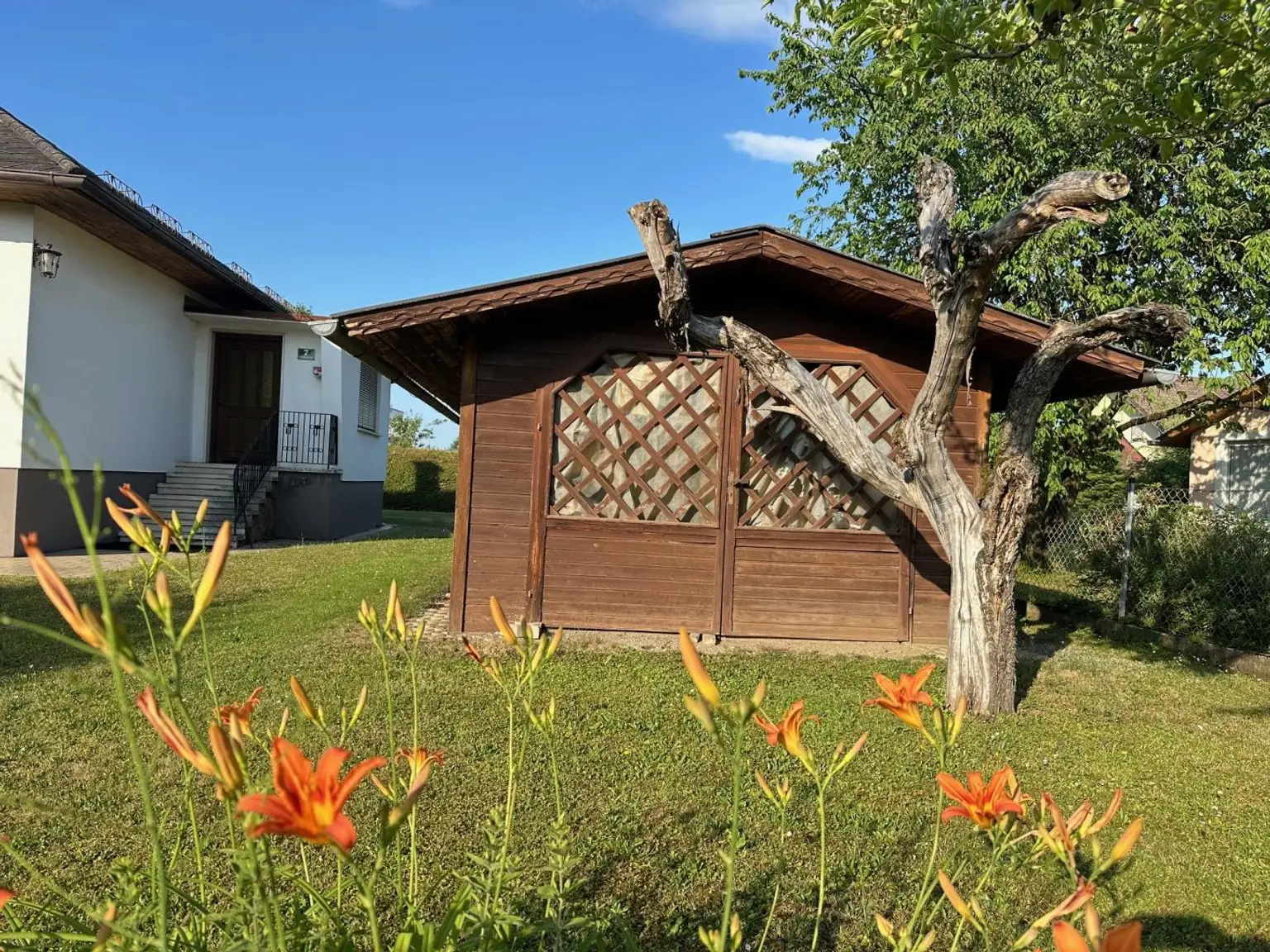 Bungalow mit großem Garten in ruhiger Wohngegend