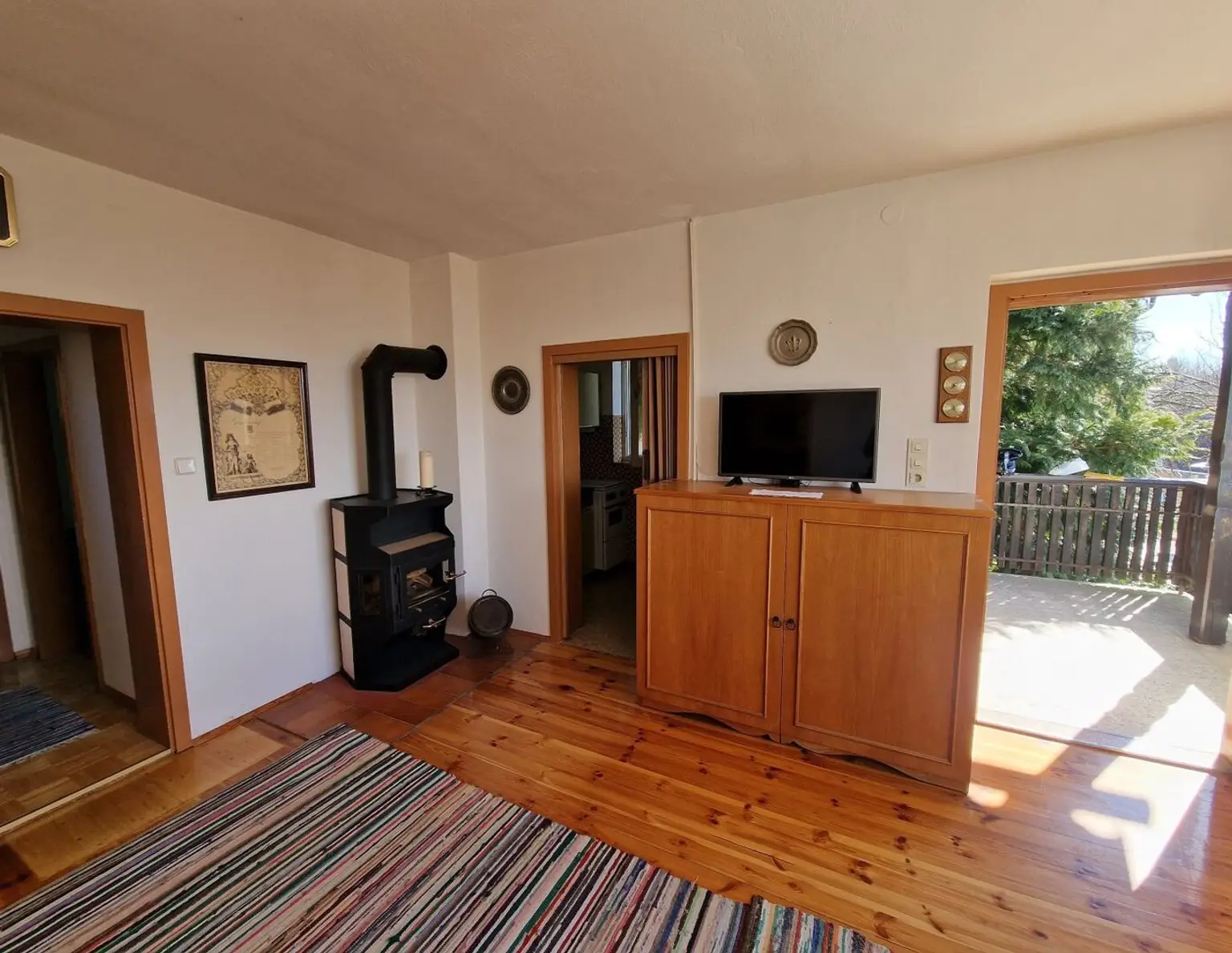 Ein charmantes und sonniges Ferienhaus mit großartiger Panoramasicht in Großklein am Mattelsberg - voller Potenzial!