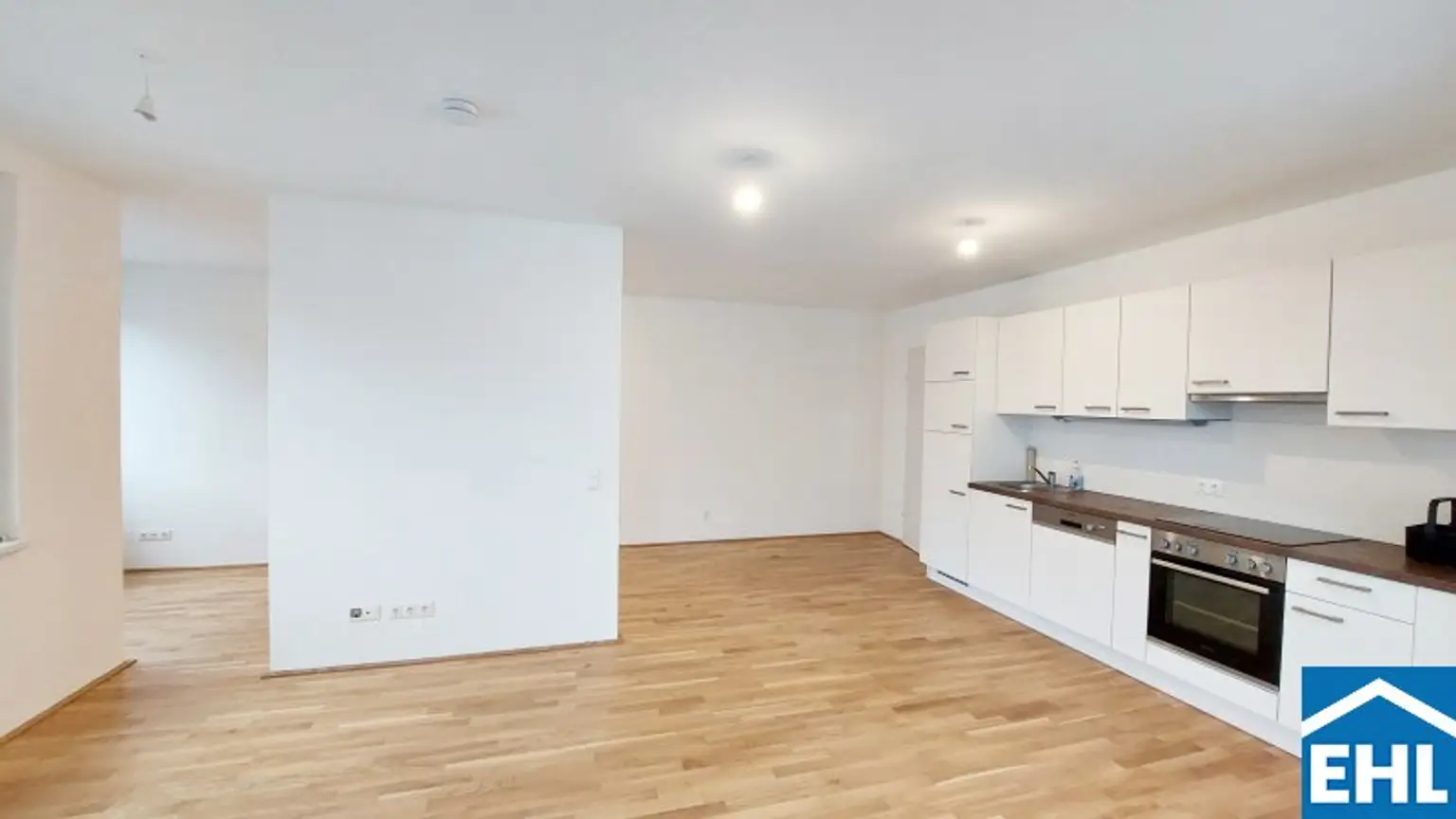 Moderne 1,5-Zimmer-Wohnung mit Balkon!