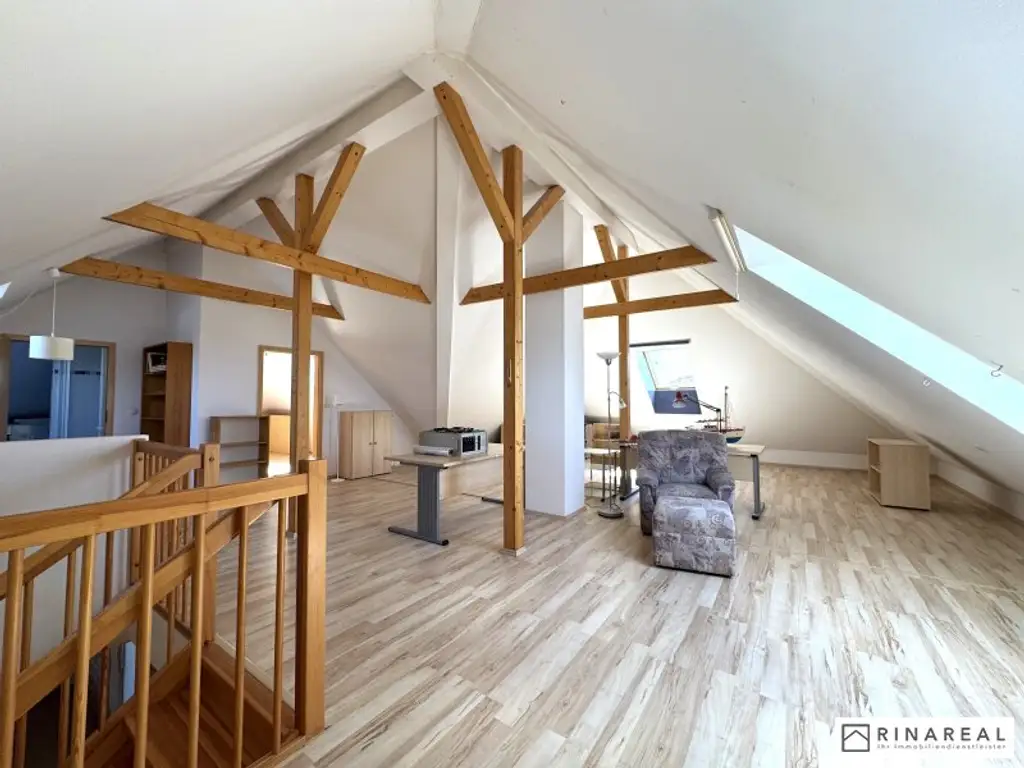 MOLLRAM - Einfamilienhaus mit ca. 1.268 m² Eigengrund | Baujahr 2009 | Sauna & Whirlpool | Luftwärmepumpe, PV-Anlage, Klimaanlage uvm.