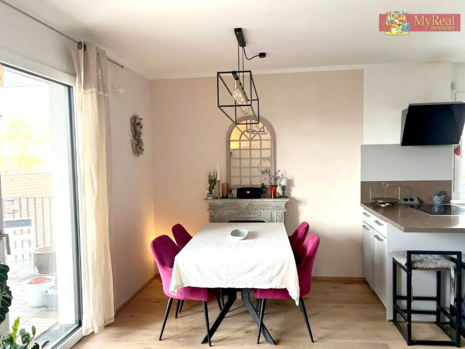 Sehr schöne Vorsorgewohnung mit 2 großen Balkons in der Donaustadt