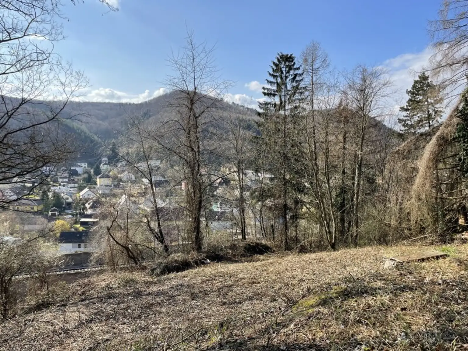 ZWEI DOPPELHAUSHÄLFTEN IM ROHBAU - PURKERSDORF mit großartigen FERNBLICK