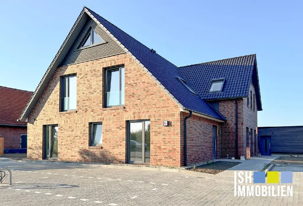 Jung wohnen im Alten Land! Traumhafte 4-Zi-EG-Wohnung mit schönem Feldblick