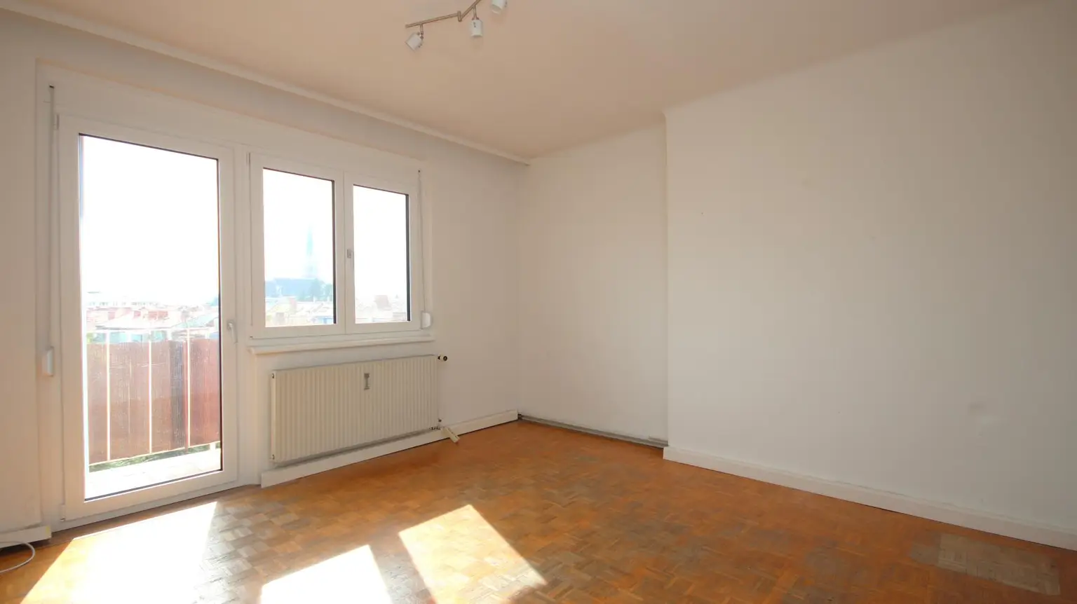 Sonnige 2-Zimmer-Wohnung in Toplage mit Traumaussicht