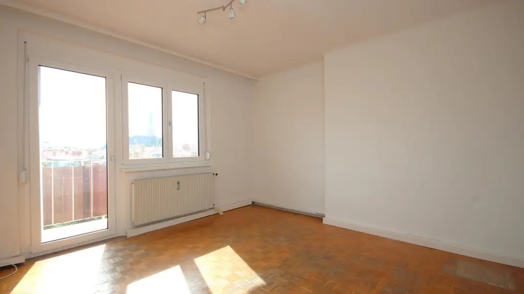 Sonnige 2-Zimmer-Wohnung in Toplage mit Traumaussicht