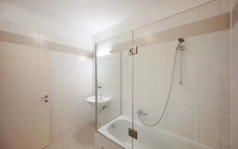 Badezimmer I