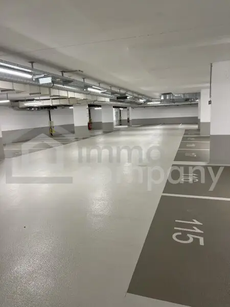 Einzigartige 5-Zimmer-Wohnung mit 45 m2 großem Balkon und Stadtblick in einem neuen, mehrstöckigen Premiumgebäude! Pool, Sauna, Gym!2. Bezirk. U2