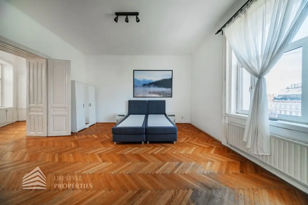 Helle 5-Zimmer Wohnung mit Balkon, Nähe Westbahnhof