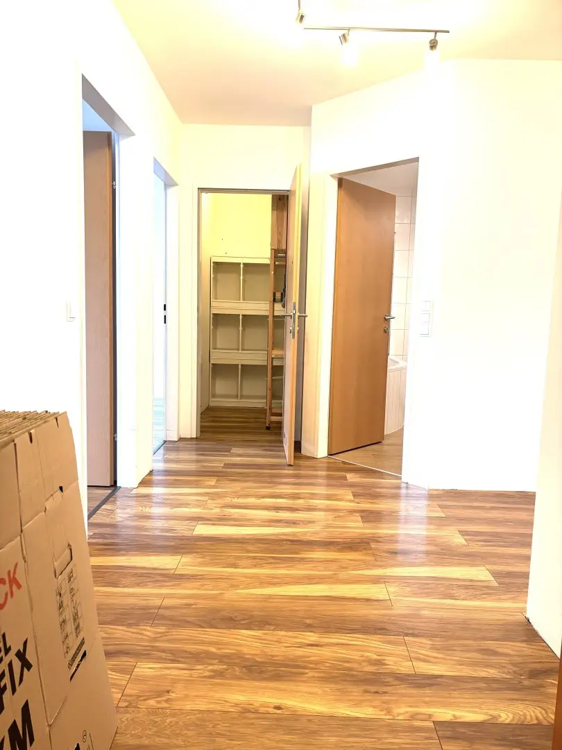 100m² 4-ZIMMER PREIS-SENSATION! NEUWERTIG! RUHIG! SUPER LAGE!
