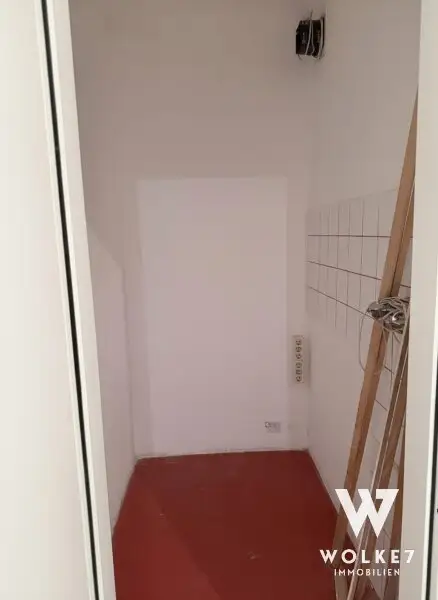 Großzügige 4,5-Zimmerwohnung mit separater Küche und Balkon in den Innenhof! | Beste Lage in 1140 Wien