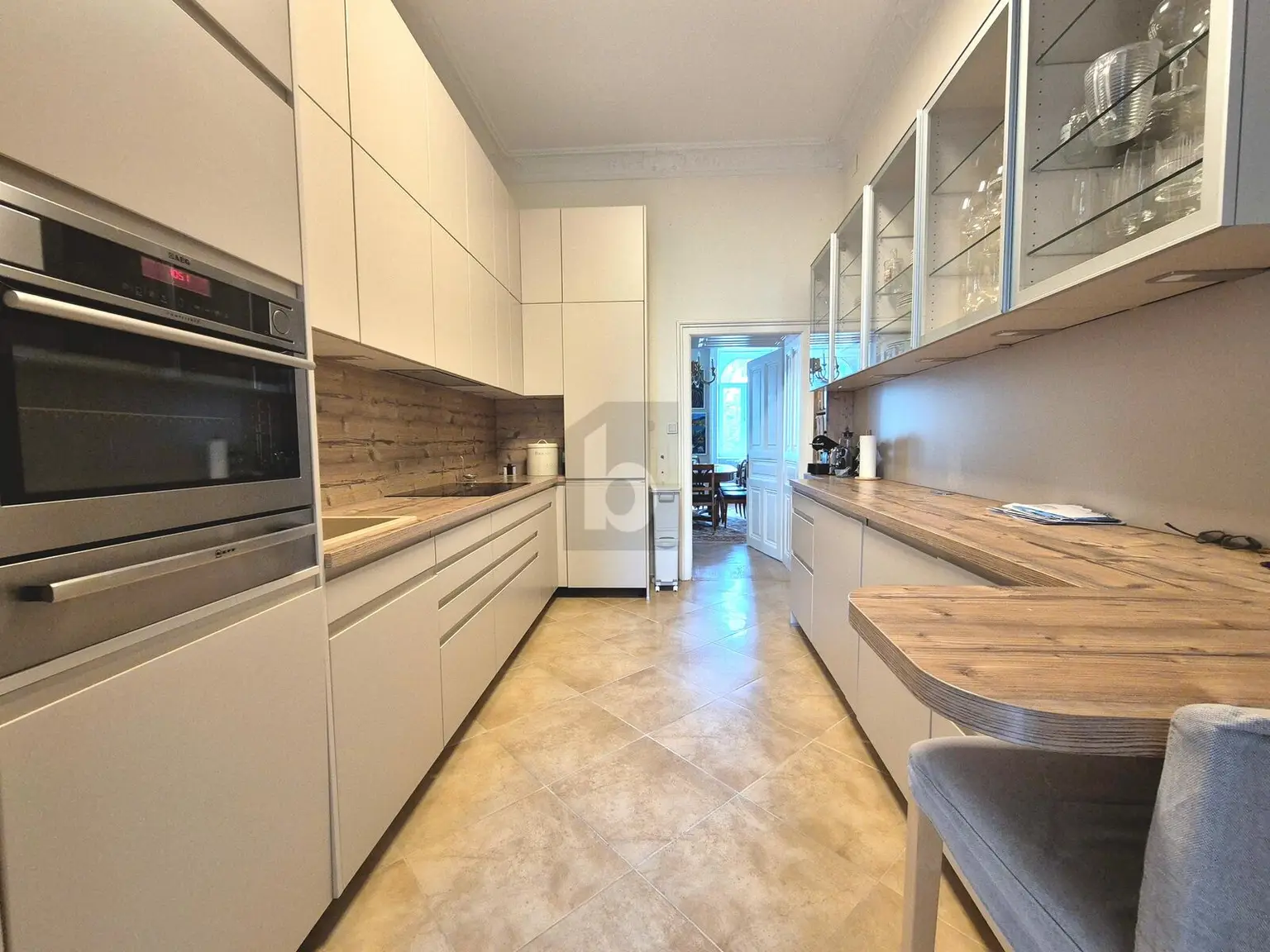 CHARMANTE GARTENWOHNUNG - PERFEKTE LAGE NAHE DONAUKANAL UND VIENNA INTERNATIONAL SCHOOL