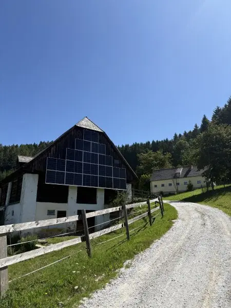 10 ha Pferde-/Bauernhof mit Panoramalage
