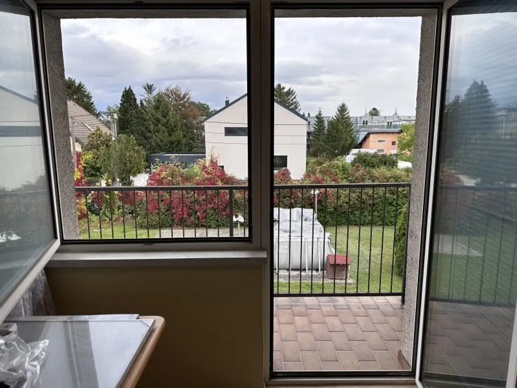 Grundstück mit Zweifamilienhaus in Ruhelage - Variable Gestaltungsmöglichkeiten vorhanden
